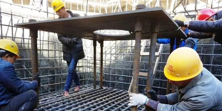 Base Isolation Seismic Design in Winnipeg: Adapting to Lake Agassiz Clays